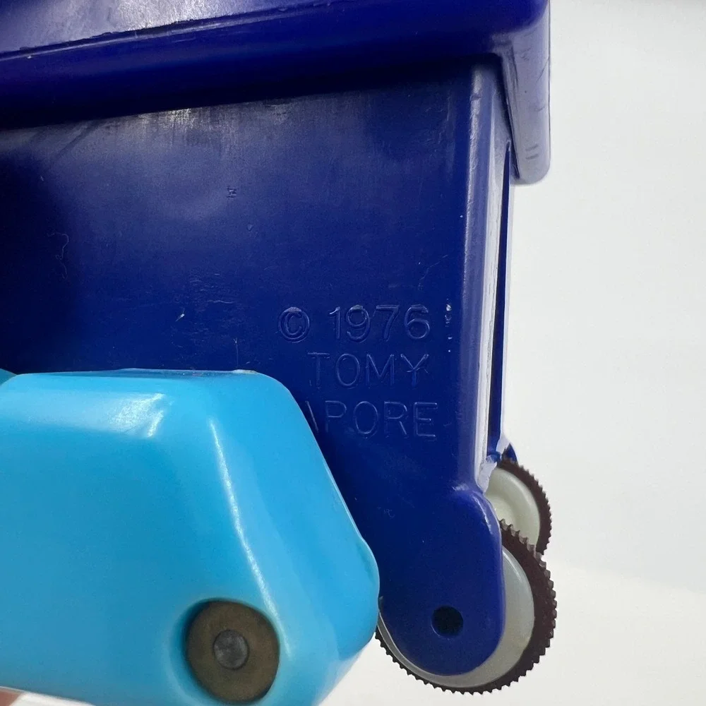 Tomy vintage 1976